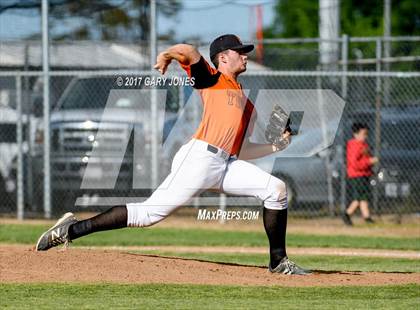 Thumbnail 3 in Whitney @ Roseville (game 2) photogallery.