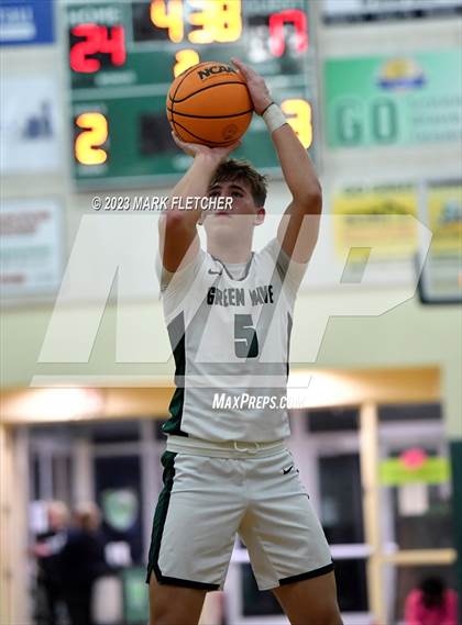 Thumbnail 1 in Seabreeze @ Father Lopez photogallery.