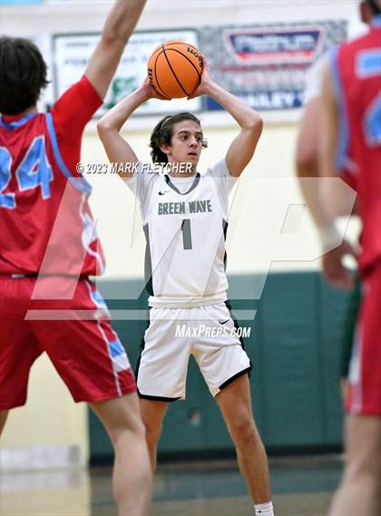 Thumbnail 2 in Seabreeze @ Father Lopez photogallery.