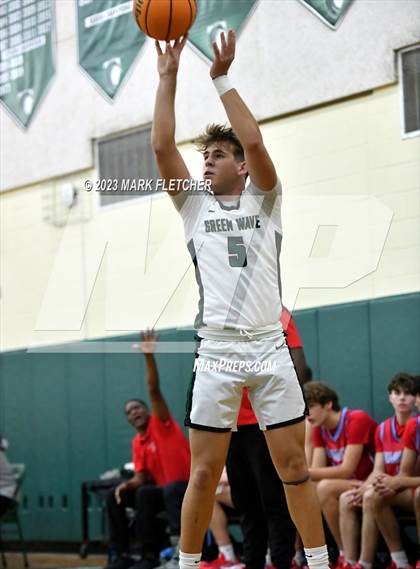 Thumbnail 1 in Seabreeze @ Father Lopez photogallery.
