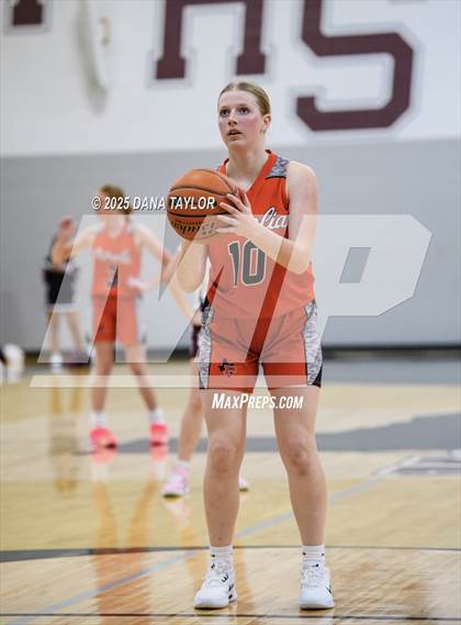 Thumbnail 2 in Petrolia @ Poolville photogallery.