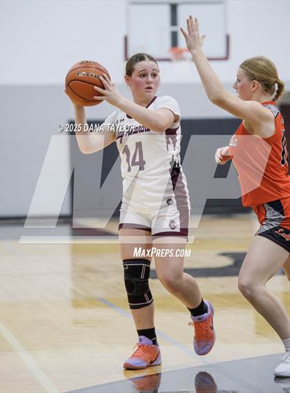 Thumbnail 1 in Petrolia @ Poolville photogallery.