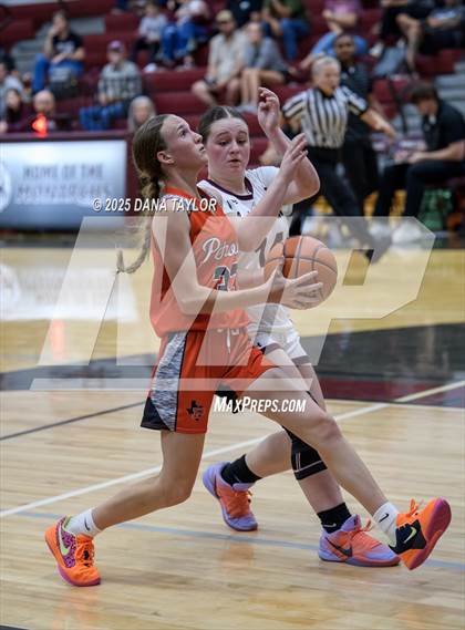 Thumbnail 3 in Petrolia @ Poolville photogallery.