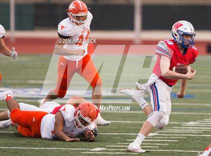 Thumbnail 2 in Westlake v Laredo United (UIL 6A Regional Playoff)  photogallery.