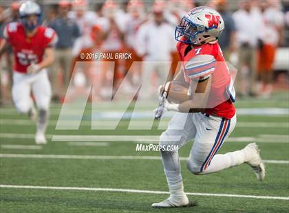 Thumbnail 3 in Westlake v Laredo United (UIL 6A Regional Playoff)  photogallery.