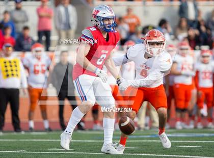 Thumbnail 2 in Westlake v Laredo United (UIL 6A Regional Playoff)  photogallery.