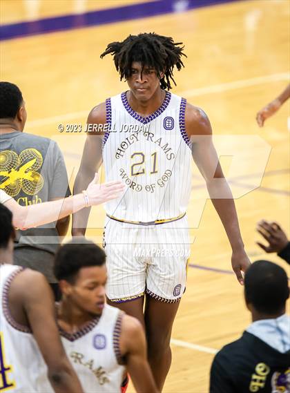 Thumbnail 1 in Christ School vs Word of God Christian Academy National (John Wall Holiday Invitational) photogallery.