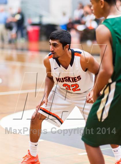 Thumbnail 2 in Moreau Catholic @ Washington photogallery.