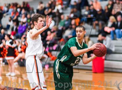Thumbnail 2 in Moreau Catholic @ Washington photogallery.