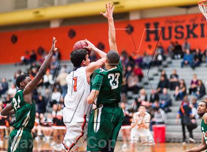 Thumbnail 1 in Moreau Catholic @ Washington photogallery.