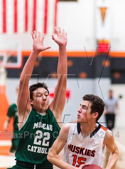 Thumbnail 1 in Moreau Catholic @ Washington photogallery.