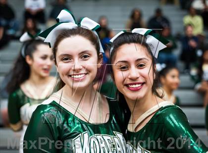 Thumbnail 3 in Moreau Catholic @ Washington photogallery.