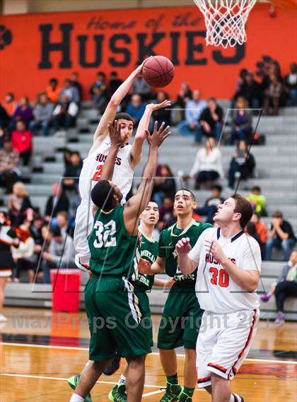 Thumbnail 1 in Moreau Catholic @ Washington photogallery.