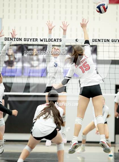 Thumbnail 3 in JV: Coppell vs Guyer photogallery.