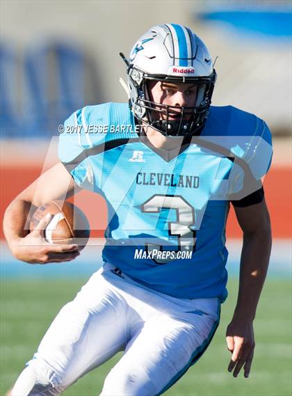 Thumbnail 1 in Cleveland vs. Clovis photogallery.