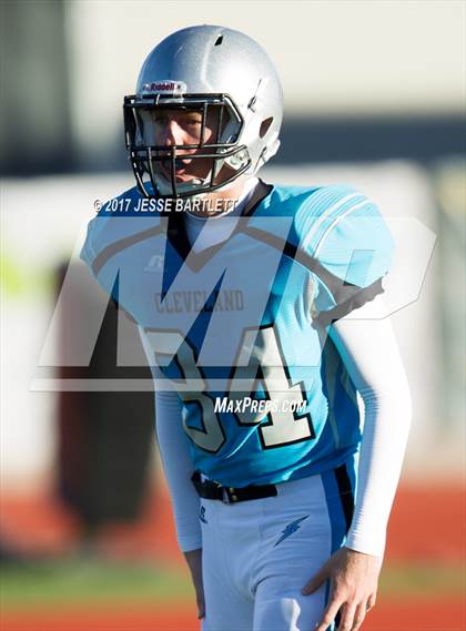 Thumbnail 2 in Cleveland vs. Clovis photogallery.