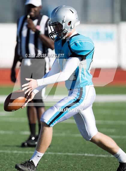 Thumbnail 1 in Cleveland vs. Clovis photogallery.