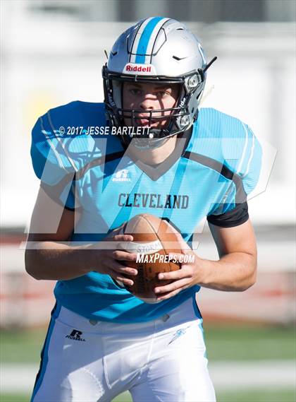 Thumbnail 3 in Cleveland vs. Clovis photogallery.