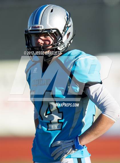Thumbnail 3 in Cleveland vs. Clovis photogallery.