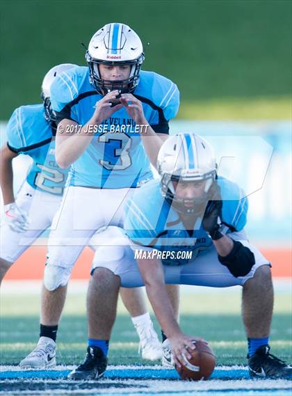 Thumbnail 3 in Cleveland vs. Clovis photogallery.