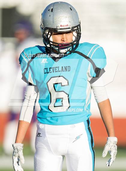 Thumbnail 3 in Cleveland vs. Clovis photogallery.