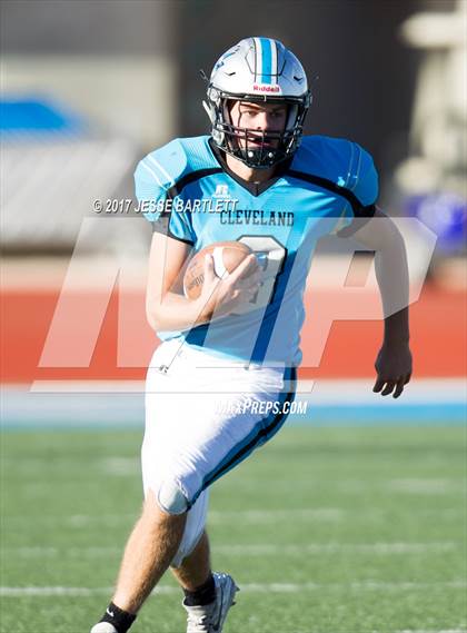 Thumbnail 2 in Cleveland vs. Clovis photogallery.