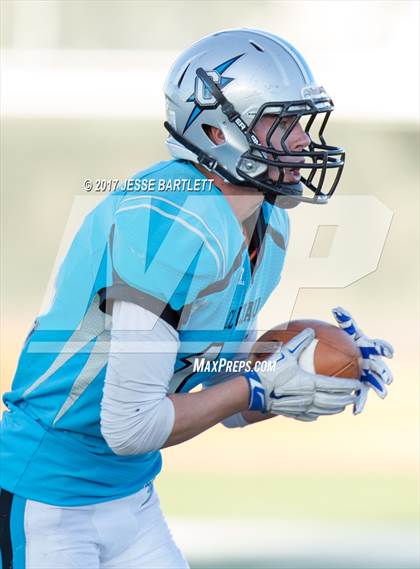 Thumbnail 2 in Cleveland vs. Clovis photogallery.