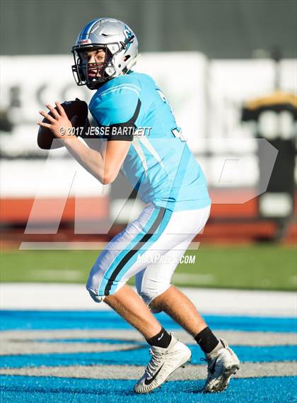 Thumbnail 3 in Cleveland vs. Clovis photogallery.