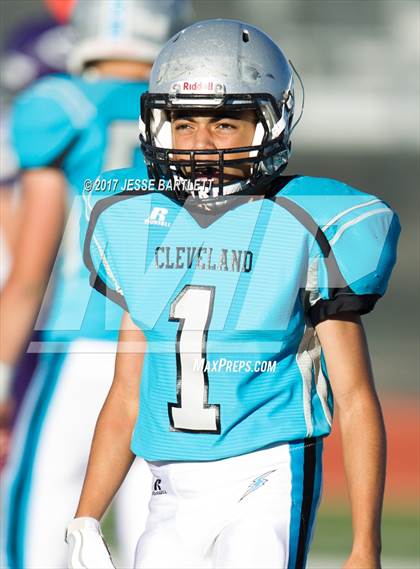 Thumbnail 3 in Cleveland vs. Clovis photogallery.