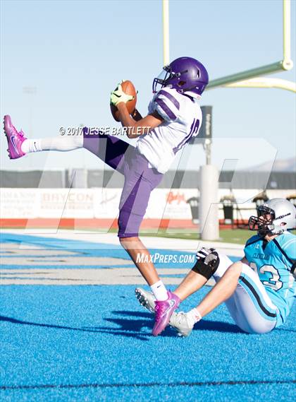 Thumbnail 1 in Cleveland vs. Clovis photogallery.