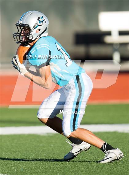 Thumbnail 3 in Cleveland vs. Clovis photogallery.