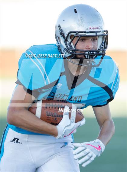 Thumbnail 1 in Cleveland vs. Clovis photogallery.