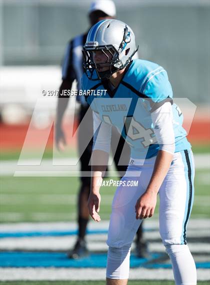 Thumbnail 2 in Cleveland vs. Clovis photogallery.