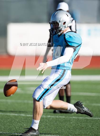 Thumbnail 2 in Cleveland vs. Clovis photogallery.