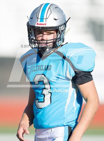 Thumbnail 3 in Cleveland vs. Clovis photogallery.