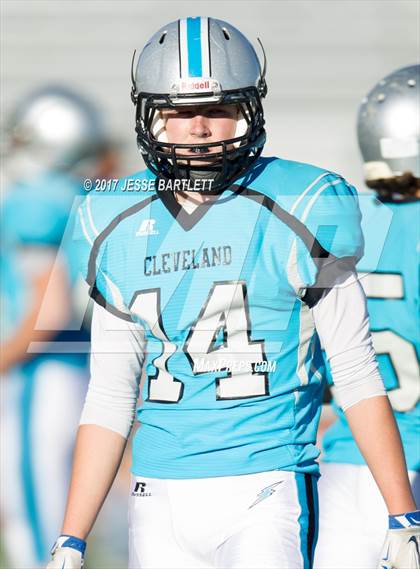 Thumbnail 1 in Cleveland vs. Clovis photogallery.