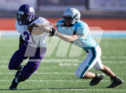 Thumbnail 2 in Cleveland vs. Clovis photogallery.