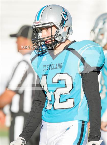 Thumbnail 2 in Cleveland vs. Clovis photogallery.