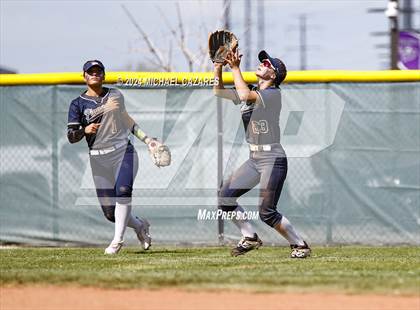 Thumbnail 3 in Pinnacle vs. Mica Mountain (Hamilton Invitational) photogallery.