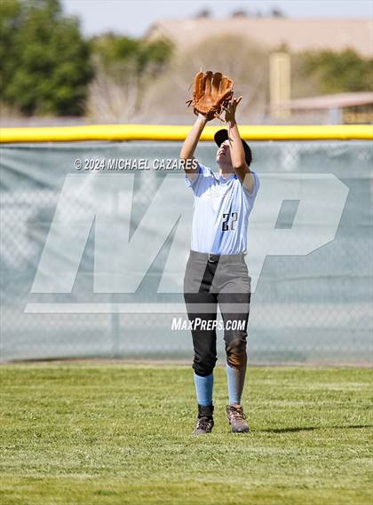 Thumbnail 3 in Pinnacle vs. Mica Mountain (Hamilton Invitational) photogallery.