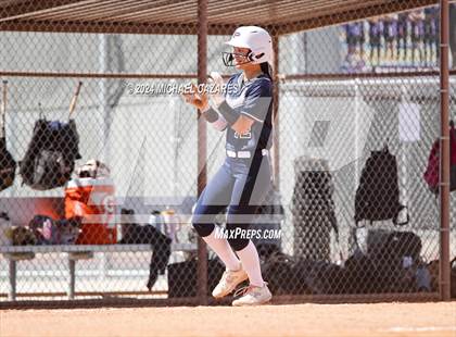 Thumbnail 2 in Pinnacle vs. Mica Mountain (Hamilton Invitational) photogallery.