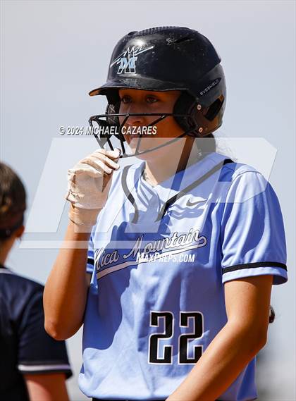Thumbnail 2 in Pinnacle vs. Mica Mountain (Hamilton Invitational) photogallery.