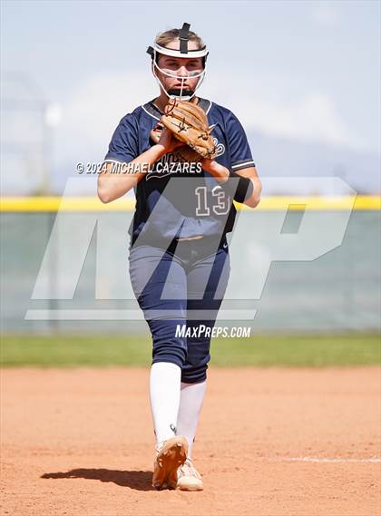 Thumbnail 3 in Pinnacle vs. Mica Mountain (Hamilton Invitational) photogallery.