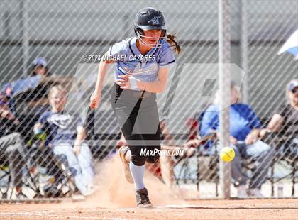 Thumbnail 3 in Pinnacle vs. Mica Mountain (Hamilton Invitational) photogallery.