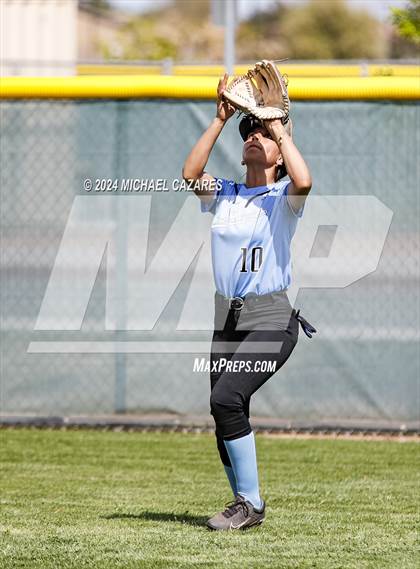 Thumbnail 2 in Pinnacle vs. Mica Mountain (Hamilton Invitational) photogallery.