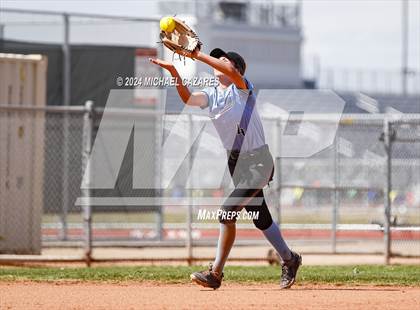 Thumbnail 3 in Pinnacle vs. Mica Mountain (Hamilton Invitational) photogallery.