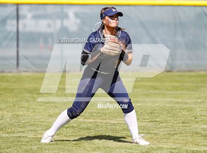 Thumbnail 1 in Pinnacle vs. Mica Mountain (Hamilton Invitational) photogallery.