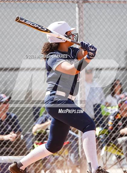 Thumbnail 2 in Pinnacle vs. Mica Mountain (Hamilton Invitational) photogallery.