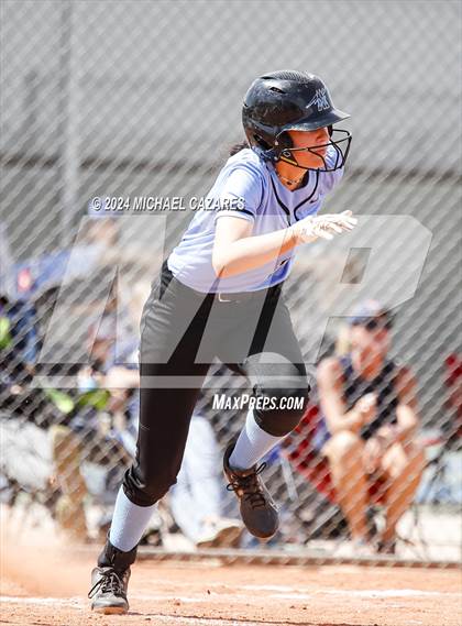 Thumbnail 2 in Pinnacle vs. Mica Mountain (Hamilton Invitational) photogallery.