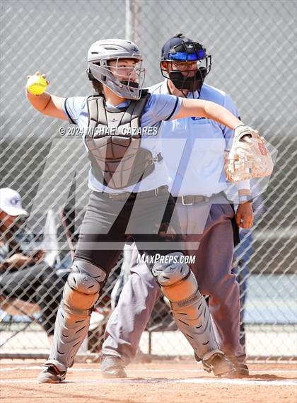 Thumbnail 1 in Pinnacle vs. Mica Mountain (Hamilton Invitational) photogallery.